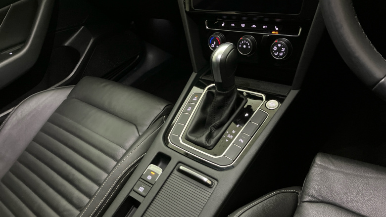 Volkswagen Passat 1.5 TSI EVO SEL 5dr DSG Petrol Estate